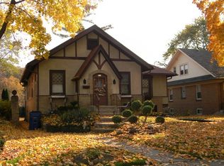 915 N 2nd Ave, Maywood, IL 60153