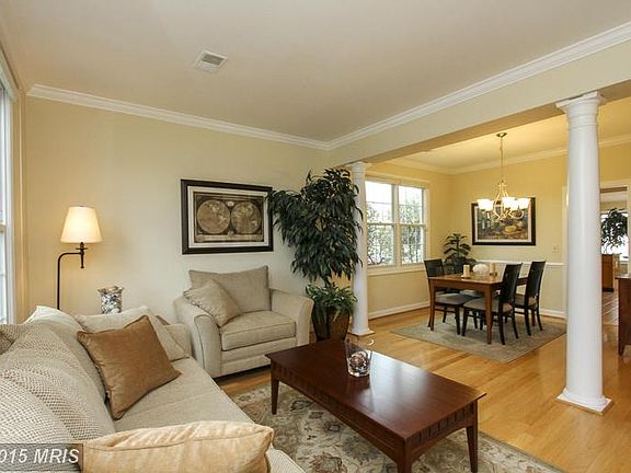 3rd image of 20864 Fowlers Mill Cir
