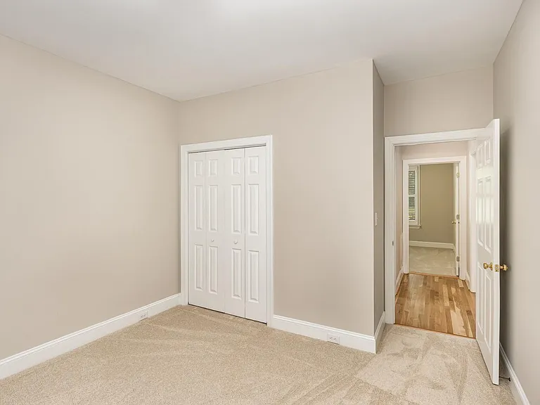 612 Hardimont Rd — Photo 18