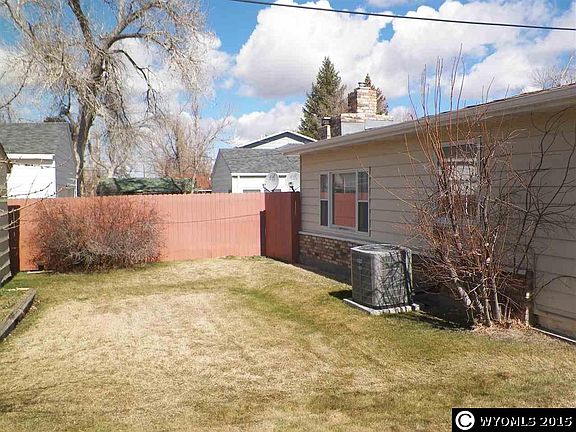 2nd image of 2421 Brentwood Dr