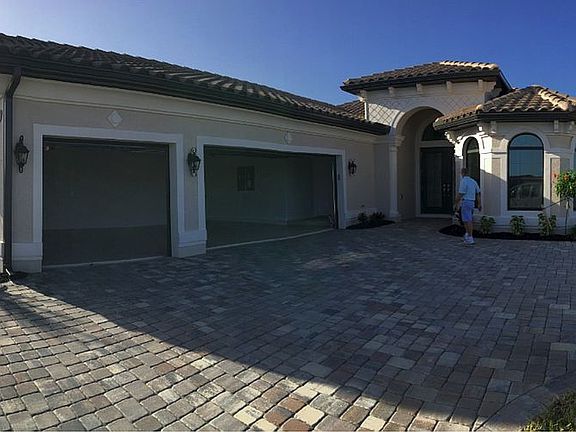 5th image of 10539 Valencia Lakes Dr