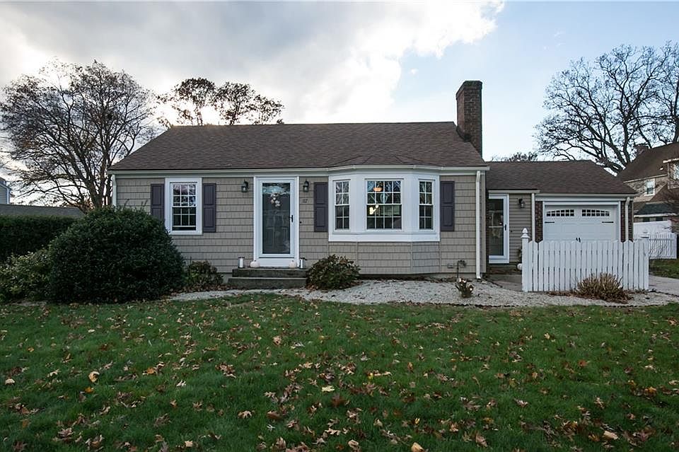 1st image of 87 Hilltop Dr