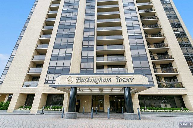 1st image of 800 Palisade Ave APT 702
