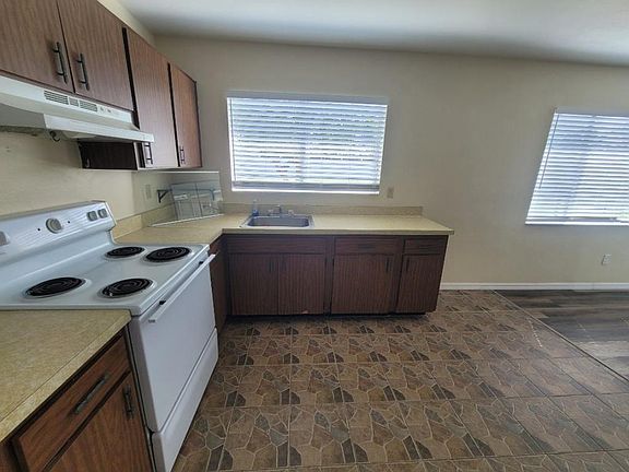 5th image of 4512 Nekoosa St
