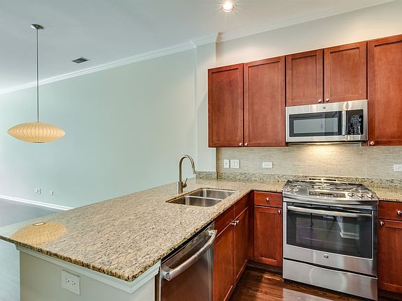010-246717-944 N Crosby St_010_5535090