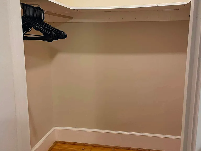 Walk in closet