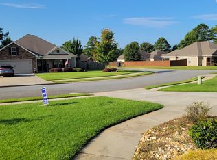319 Gibson Cir, Kathleen, GA 31047