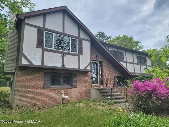 3232 Evergreen Cir, Tobyhanna, PA 18466