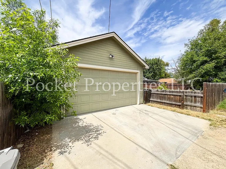 Detached 2 car garage with alley access