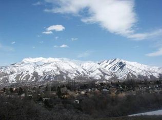 4807 S Burch Creek Dr, South Ogden, UT 84403