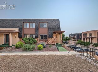 2913 Mesa Rd #A, Colorado Springs, CO 80904