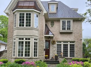 6 S Bruner St, Hinsdale, IL