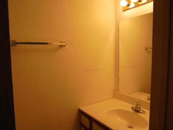 3rd image of 1366 E Sequoyah Ct #1366