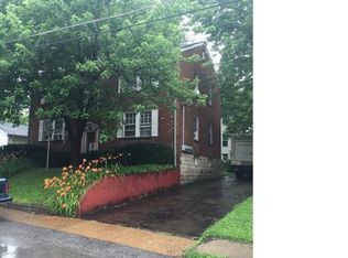 112 Lewis Pl, Saint Louis, MO 63135