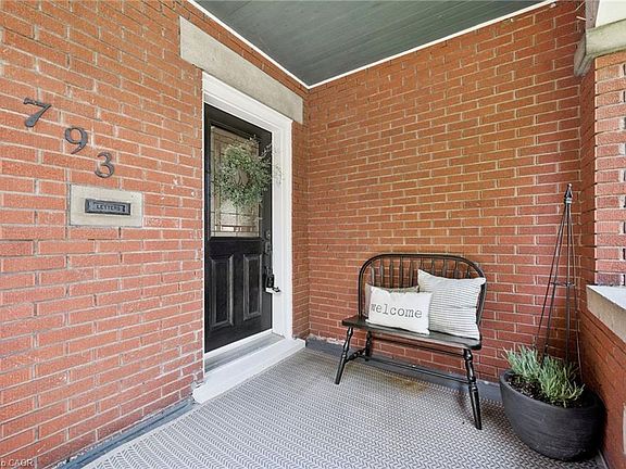 5th image of 793 Belmont Ave W