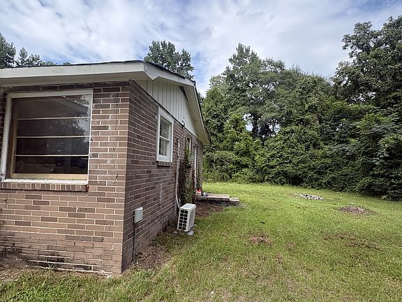 3rd image of 216 Bonita Ln