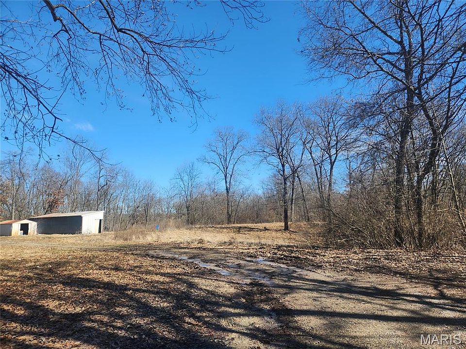 1st image of 118 Oakwood Dr