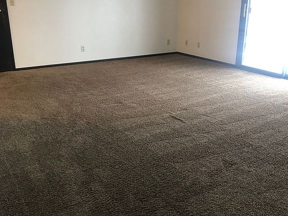 3rd image of 2712 E Rosser Ave APT 7