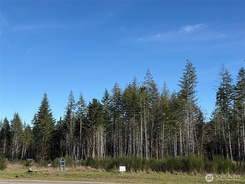 4th image of 7 Parcel E Johnson Ridge Road