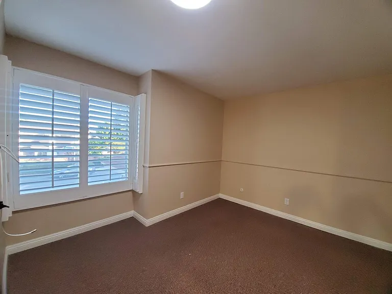 2344 Hampstead Way — Photo 11
