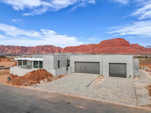 2nd image of 556 W Wild Indigo Way