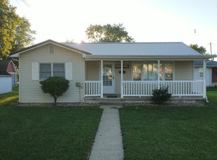 303 W Wernsing Ave, Effingham, IL 62401