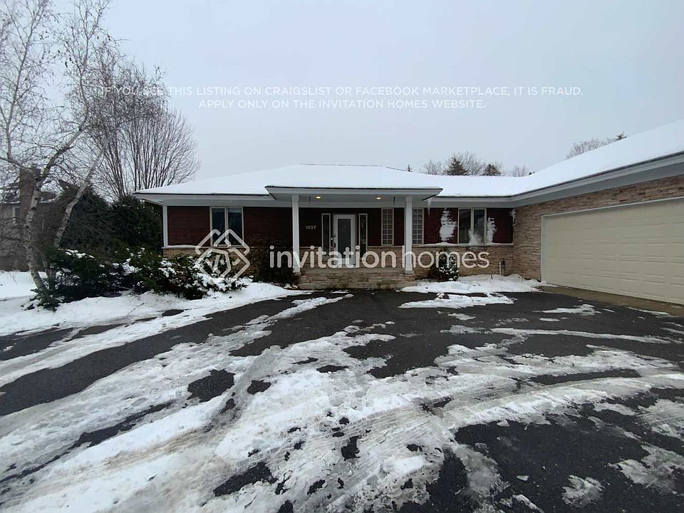 1st image of 1897 Queens Dr