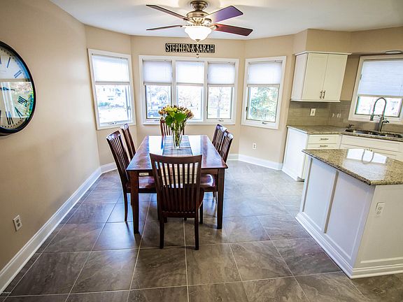 4th image of 256 Marigold Ct #25E6