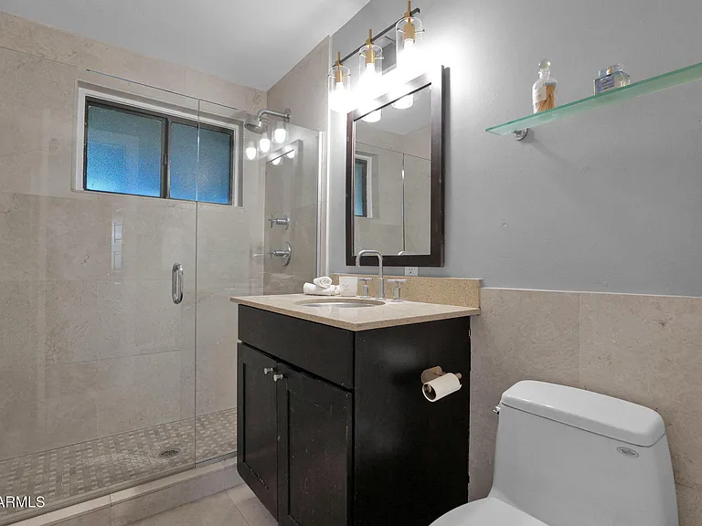 4916 E Amelia Ave — Photo 18