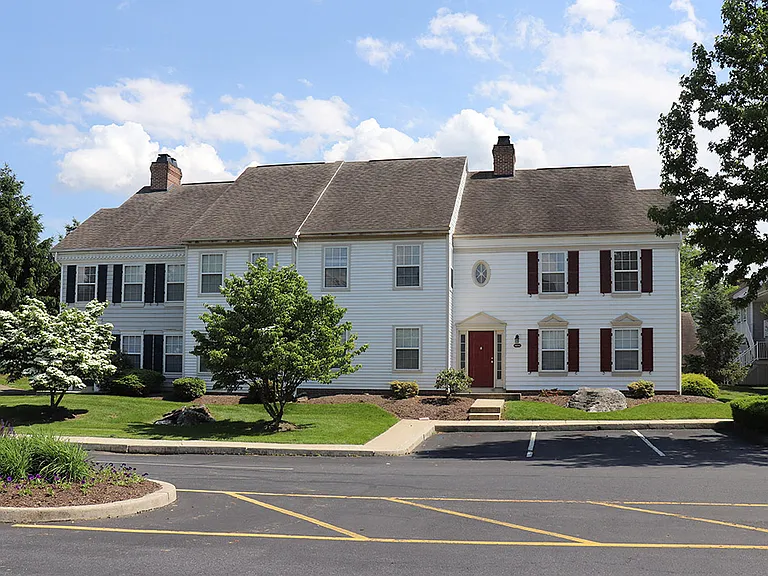 Hershey Heights — Photo 4