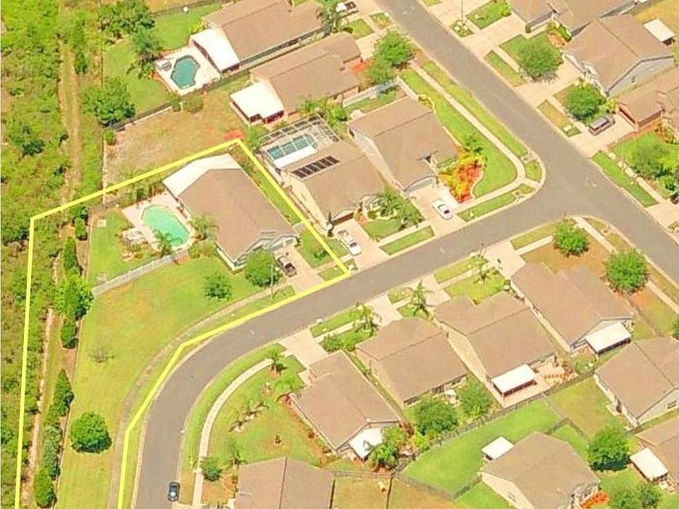 1st image of 18105 Leafwood Cir