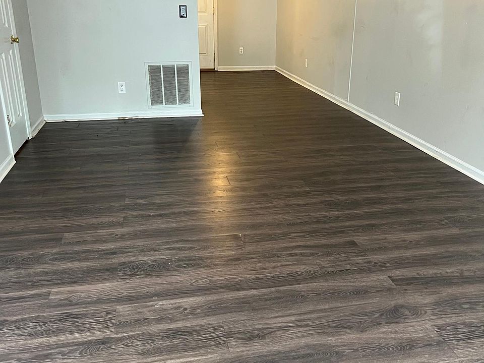 1st image of 104 Chesterfield Ct APT 27
