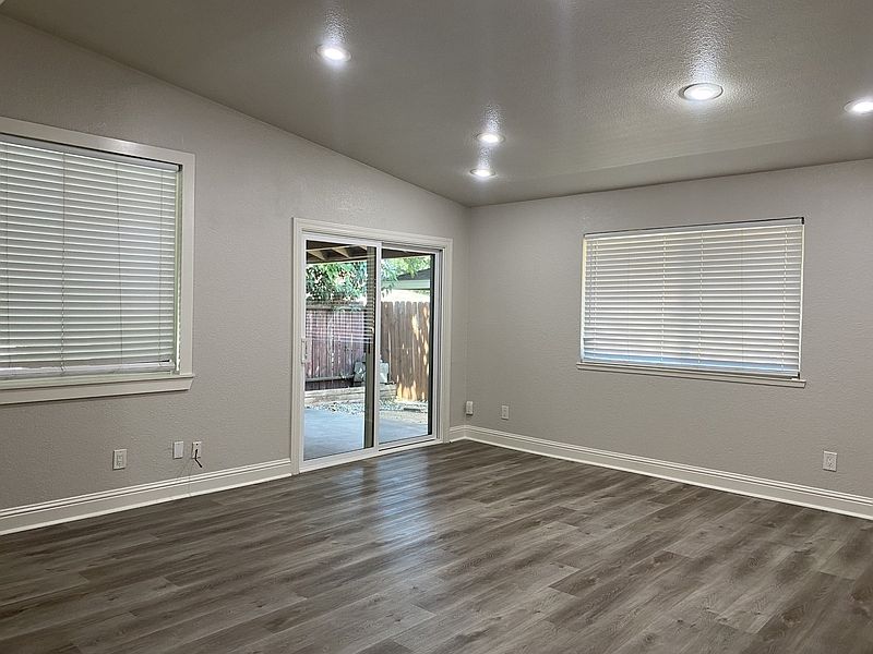 1st image of 3020 Olive Glen Ct