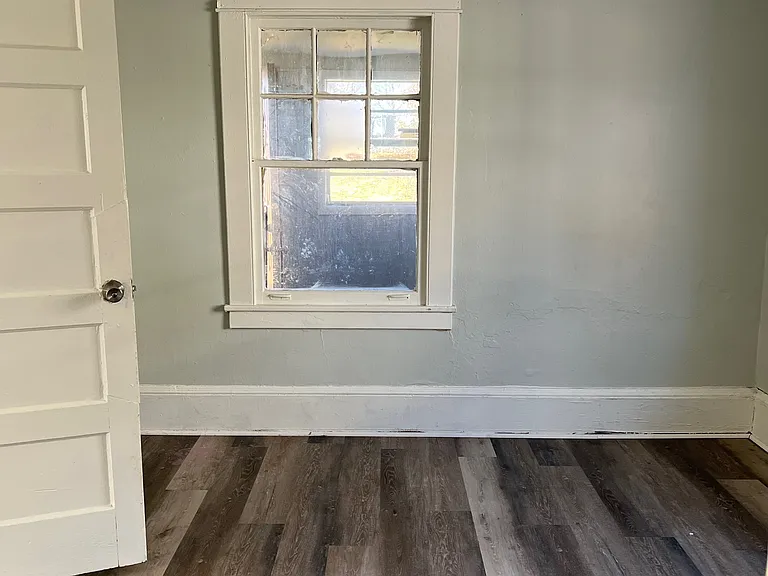150 Woodlawn Dr — Photo 6