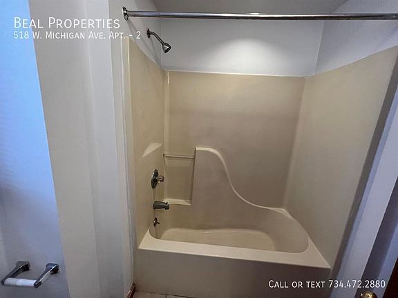 3rd image of 518 W Michigan Ave APT 2