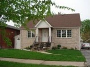 4833 S Luna Ave, Chicago, IL 60638