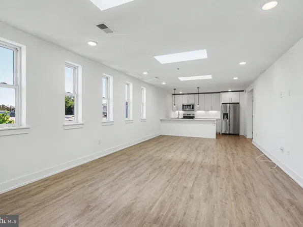 1335 N Marston St Unit 402, Philadelphia, PA 19121