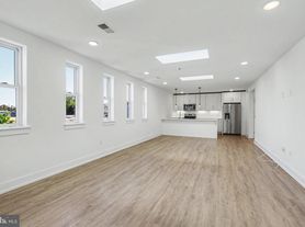 1335 N Marston St, Philadelphia, PA