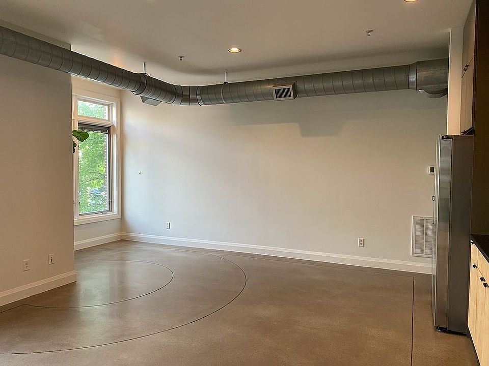 2nd image of 1500 4th Ave N APT 202