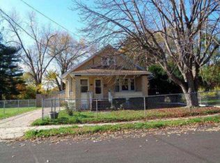 162 26th St NW, Barberton, OH 44203