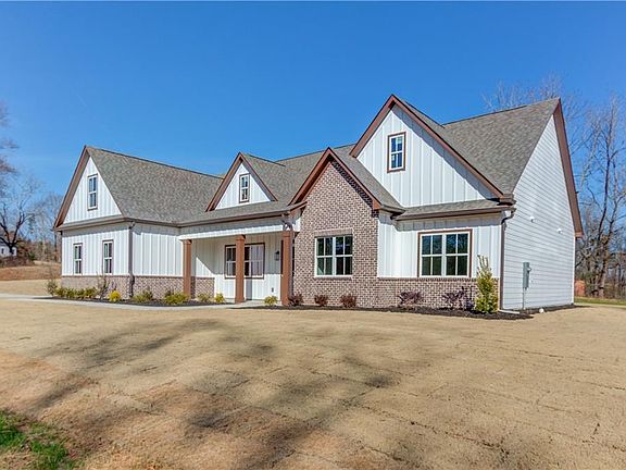 4th image of 30 River Overlook Way