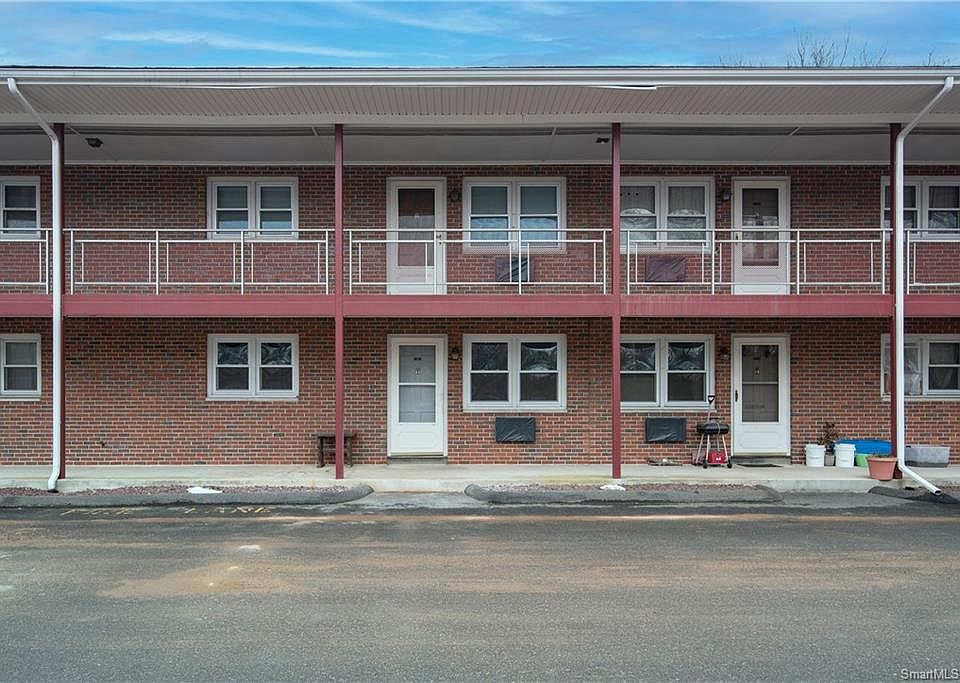 1st image of 5 Liberty Pl APT 3