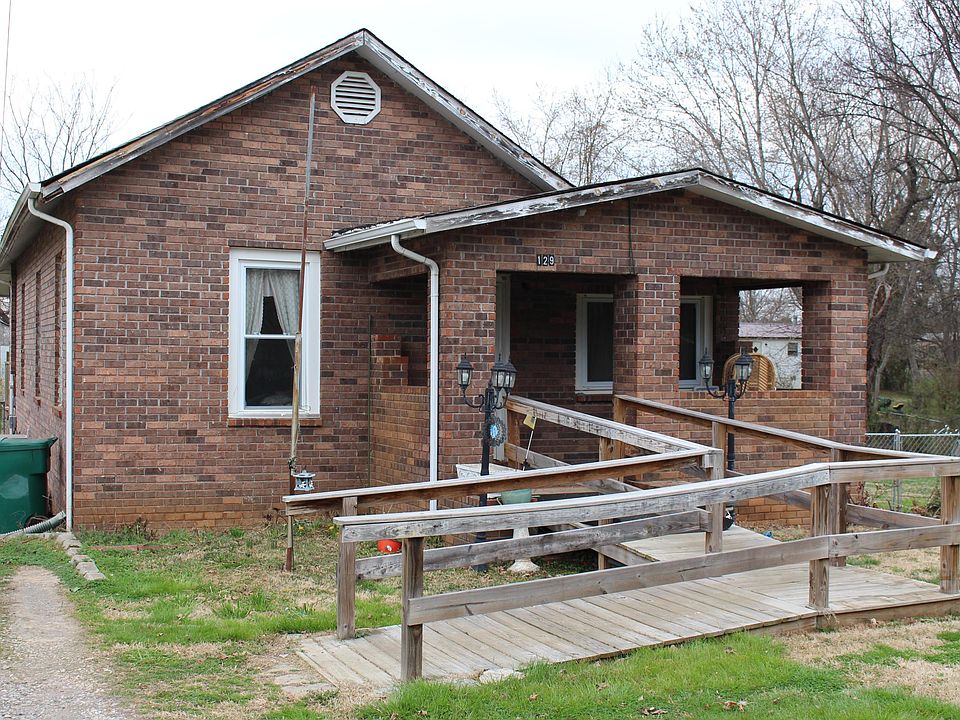1st image of 129 Pinedale St