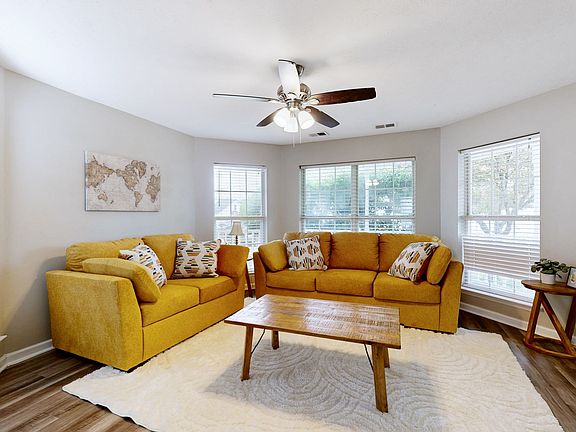 2nd image of 422 Randall Ln
