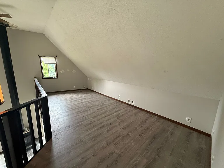 4284 Jefferson St — Photo 43