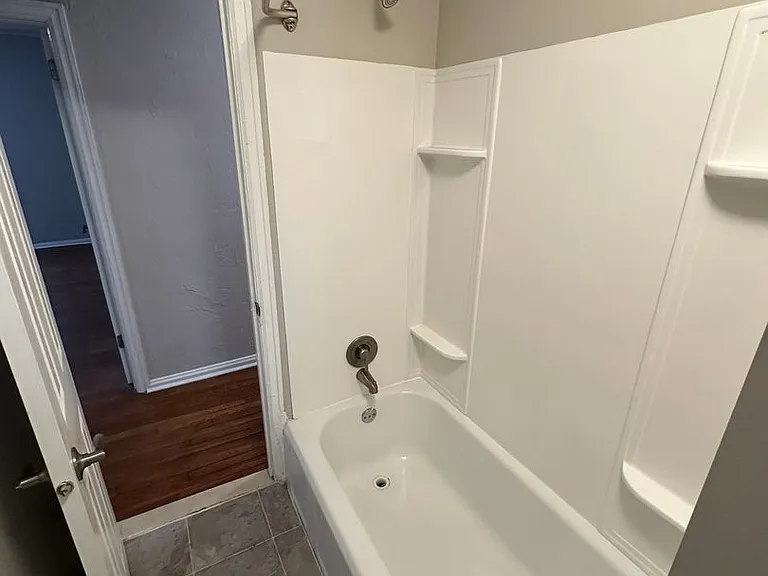 Greenside Manor — Photo 44