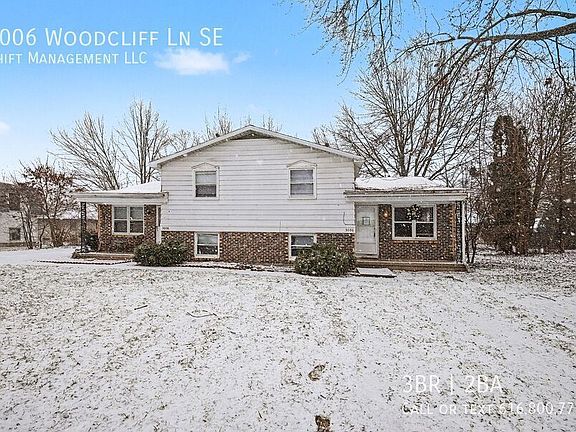 2nd image of 3006 Woodcliff Ln SE