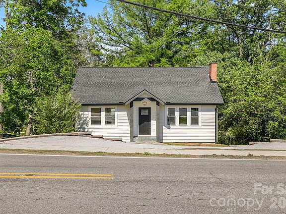 5th image of 523 Harrison Ave