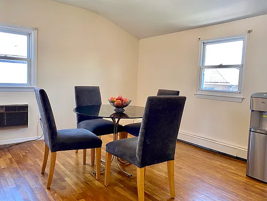 Rented by Oxford Property Group | media 17