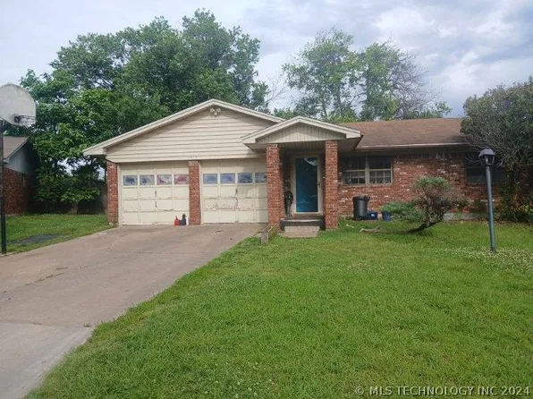1002 S Virginia St, Muskogee, OK 74403